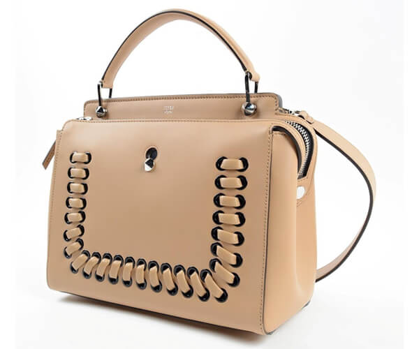 フェンディ バッグフェンディ 2016新作 取り外し可能なショルダーストラップ 今話題の'Fashion Show Dotcom' Tote Bag Camel