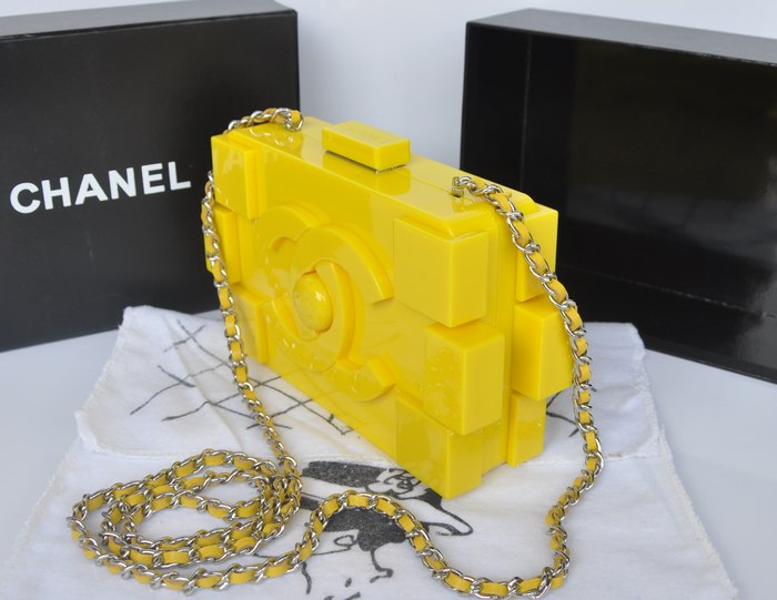 シャネル ハンドバッグ スーパーコピー2025春夏新作新品 Lego Clutch ハンドバッグA37013黄