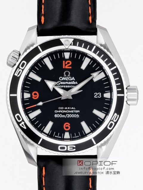 オメガ シーマスター スーパーコピー2901.51.82 プラネットオーシャン 42mm ブラックベゼル ラバーベルト ブラック