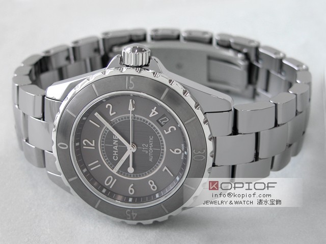 シャネルJ12  スーパーコピーシャネル クロマティック H2979 38mm チタンセラミックブレス 2011年新作 グレー