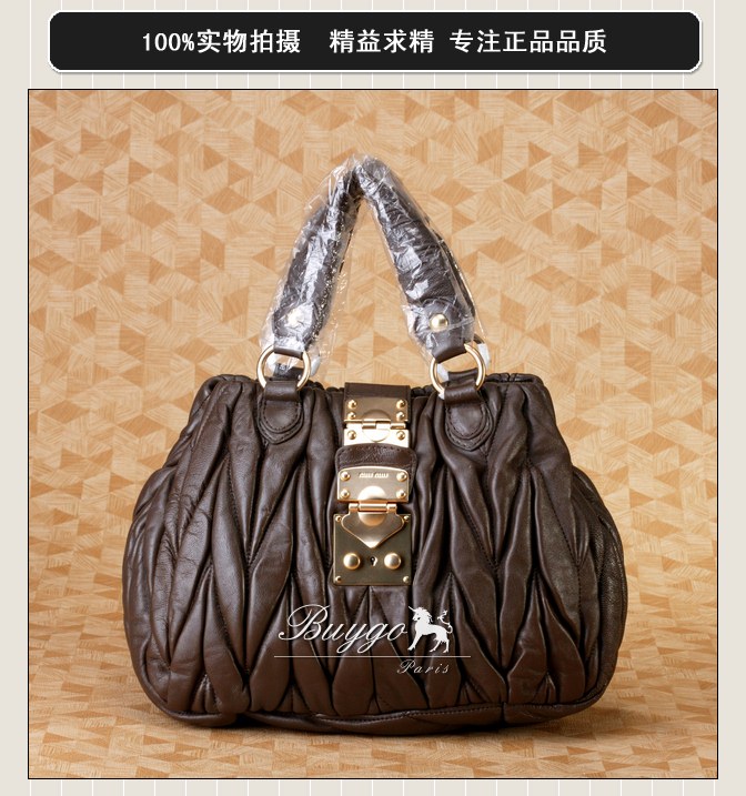 ミュウミュウ スーパーコピー ストラップ付きギャザーハンドバッグ RN0473 MATELASSE LUX MUGHETTO