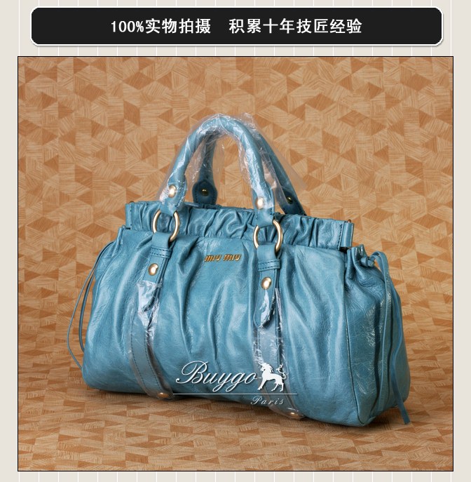 ミュウミュウ スーパーコピー2012年春夏NAPPA VERNICEストラップ付きハンドバッグRT0383 2AA6 002