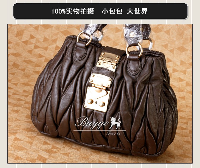 ミュウミュウ スーパーコピー ストラップ付きギャザーハンドバッグ RN0473 MATELASSE LUX MUGHETTO