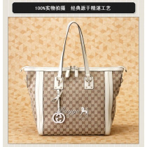 グッチ バッグ スーパーコピーグッチ 247280トートバッグ GGキャンバス レッドｘベージュ