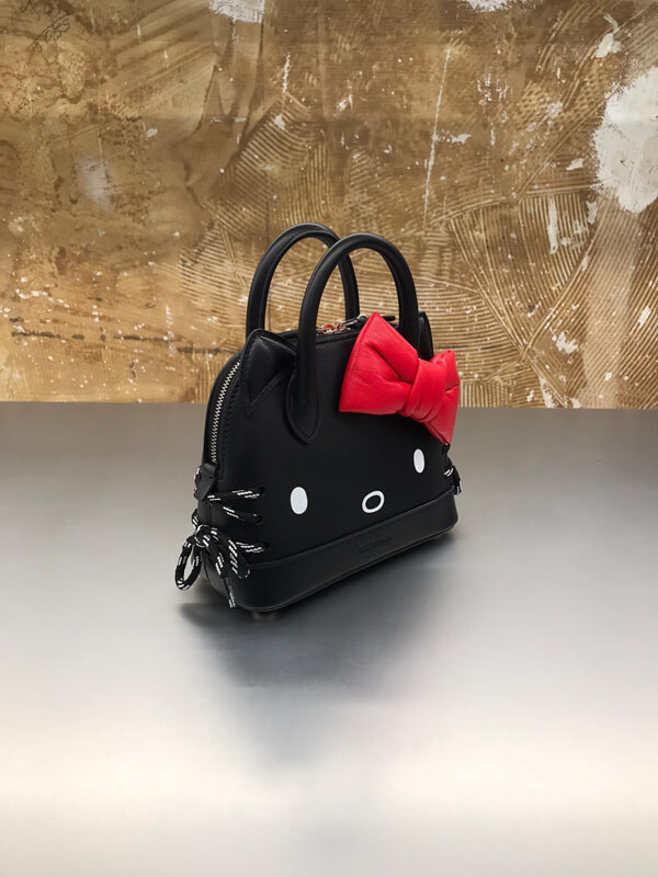 2025新作【バレンシアガコピー】XXSハローキティトップハンドルバッグ 6190151CBO31000 black