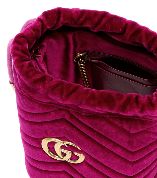 2025最新/限定 バケットに目が釘付け★グッチ偽物【グッチ】GG Marmont Velvet Bucket Bag