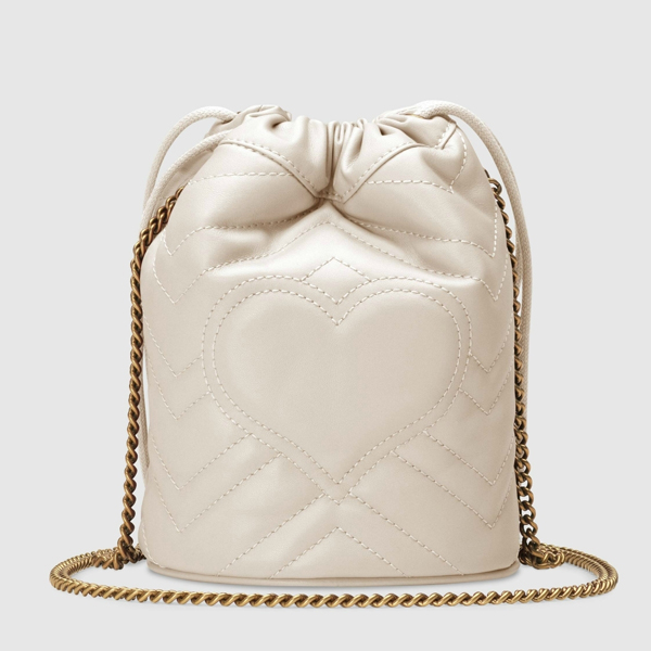2025新作限定 グッチスーパーコピー∞∞ グッチ ∞∞ GG Marmont Mini leather バケットショルダー☆