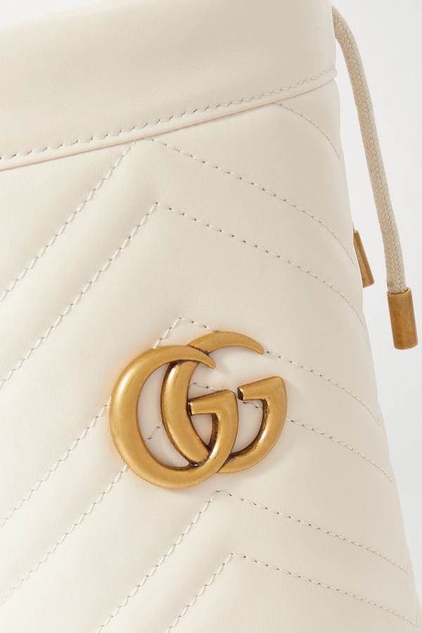 2025新作限定 グッチスーパーコピー∞∞ グッチ ∞∞ GG Marmont Mini leather バケットショルダー☆