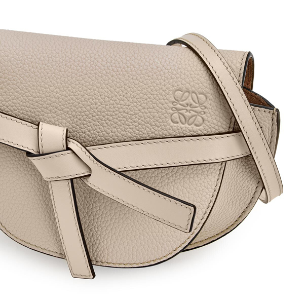 2025日本未発売新作【ロエベ偽物ゲートミニバッグ】20SS★Gate mini bag 321.12.U62 LIGHT OAT 321.12.U65