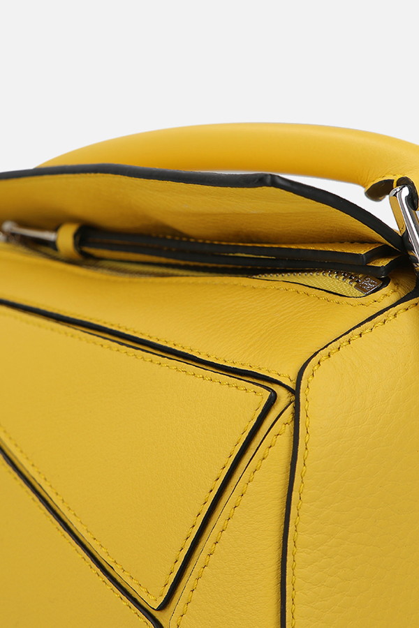 2025日本未発売新作 ロエベ偽物 ミニパズルバッグ 5WAY Bag 32230U958100
