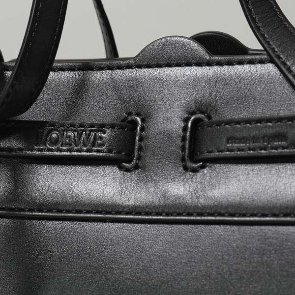 2025日本未発売新作 ロエベ偽物 Lazo Mini Bag ショルダーバッグ 329 74 Z71 1100