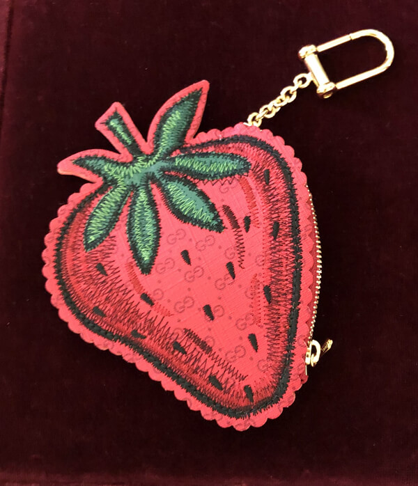 2025新作限定人気 グッチ 偽物イチゴ コピー★ストロベリー コインパースStrawberry010