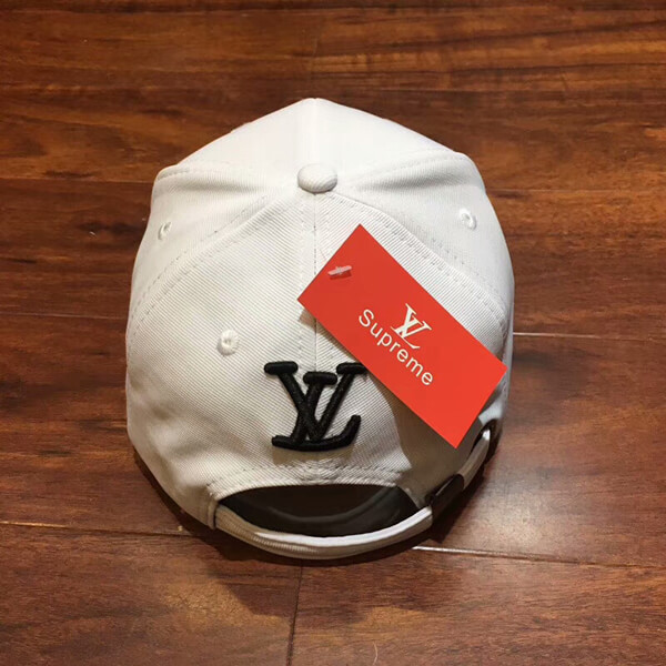 シュプリーム キャップ コピー シュプリーム MESH BOX LOGO NEW ERA