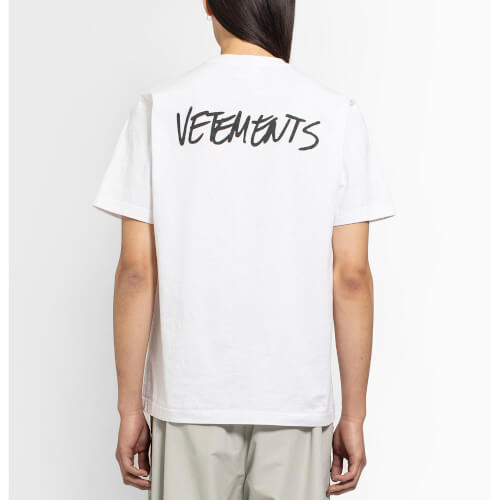  ヴェトモン tシャツ 偽物 VETEMENTS JEANSロゴ Tシャツ