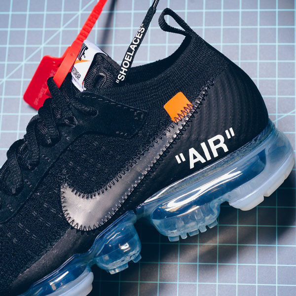 オフ ホワイト ナイキ エアマックス スニーカー コピー ナイキ ランニングシューズ 大人気★数量限定 AIR VAPORMAX FLYKNIT AA3831-001
