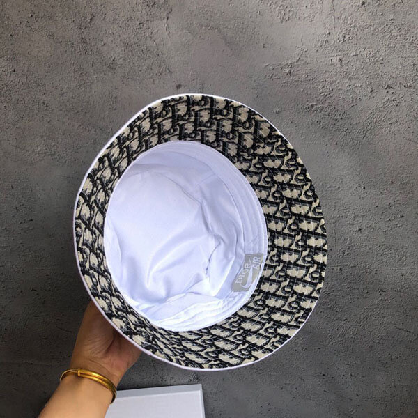 ナイキ ディオール キャップ ディオール  偽物 Jordan Wings Bucket Hat 超激レア Air ディオール