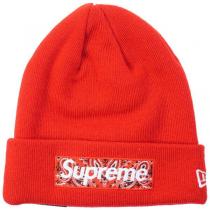 シュプリーム ニット 帽 偽物 Bandana Box Logo New Era Beanie ...