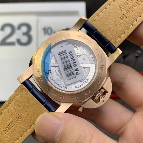 パネライ スーパーコピー2025新作 ルミノール マリーナ ゴールドテック 44mm PAM01112