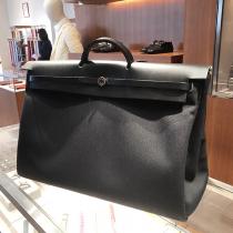 エルメス 2020"HERBAG ZIP Retourne Cabine"NOIR/TOILE MILITAIRE