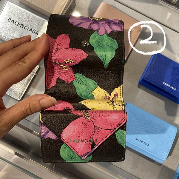 【春の大SALE★】 バレンシアガ 大人気！定番三つ折りミニ財布 偽物★ 391446 DLQZN