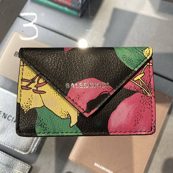 【春の大SALE★】 バレンシアガ 大人気！定番三つ折りミニ財布 偽物★ 391446 DLQZN