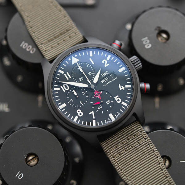 2025新作 IWC コピー パイロット・ウォッチ・クロノグラフ・トップガン “SFTI” IW389104