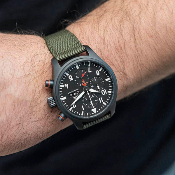 2025新作 IWC コピー パイロット・ウォッチ・クロノグラフ・トップガン “SFTI” IW389104