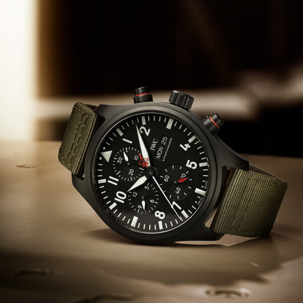 2025新作 IWC コピー パイロット・ウォッチ・クロノグラフ・トップガン “SFTI” IW389104