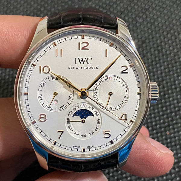 IWC 2025新作 偽物 ポルトギーゼ・パーペチュアル・カレンダー 42 IW344203