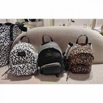 ジミーチュウ(セールで選べる3色)軽くて便利CANDICE/Backpack