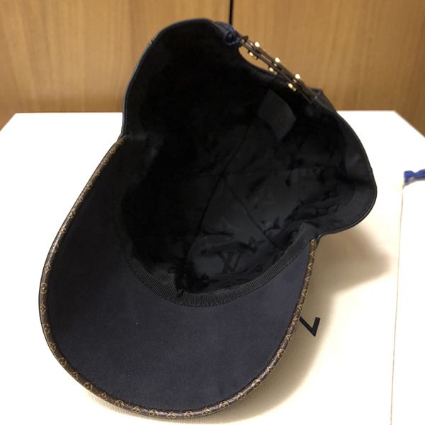 21AW人気★ルイヴィトン キャッププレイ 偽物 レザーキャップ★ 調整可能帽子 M76949