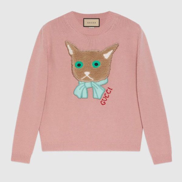 新作 グッチ セーター 偽物 クルーネック 長袖 ウール猫ロゴ ピンク662173 XKBYI 6183