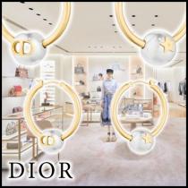 ディオール PETIT CD ピアス 偽物 ロゴ ホワイト ゴールド E1843PTCMT_D3...