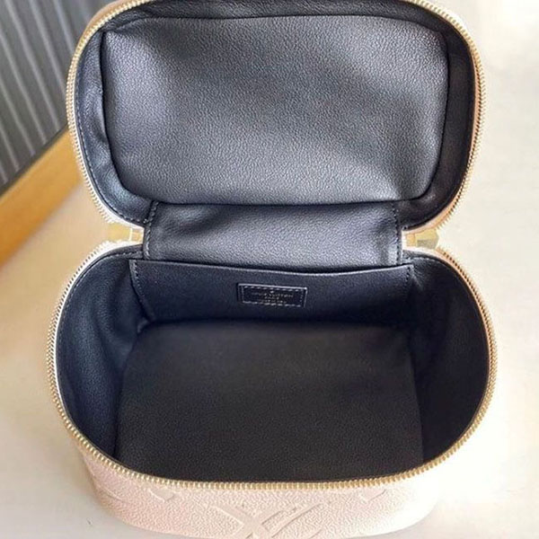 ☆コンパクトで超可愛い☆ ルイヴィトン ニースミニ 偽物 メイクポーチ M45850
