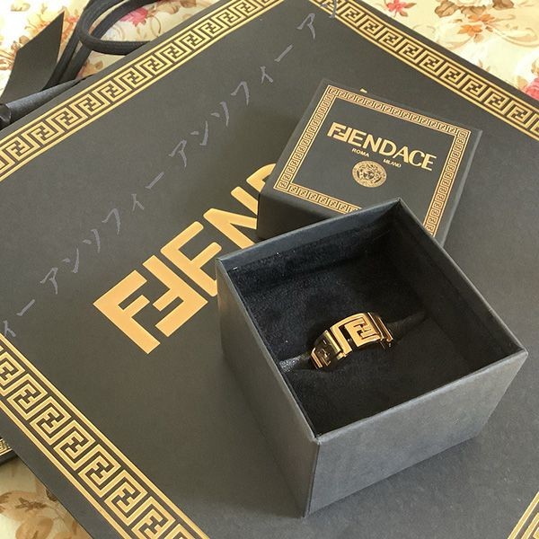 限定品【FENDACE】フェンディ×ヴェルサーチェ コピー 指輪 リング7AJ577B08F0CFK