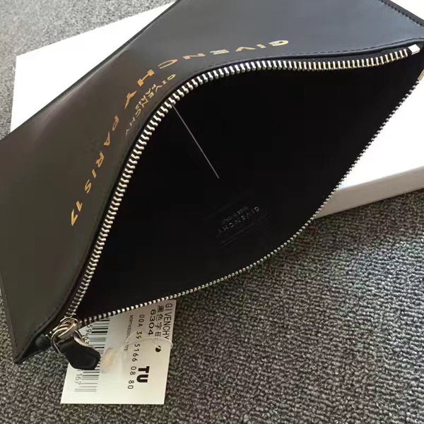 ジバンシィスーパーコピー GIVENCHY クラッチバッグ PARIS 17 レザー ロゴクラッチバッグ