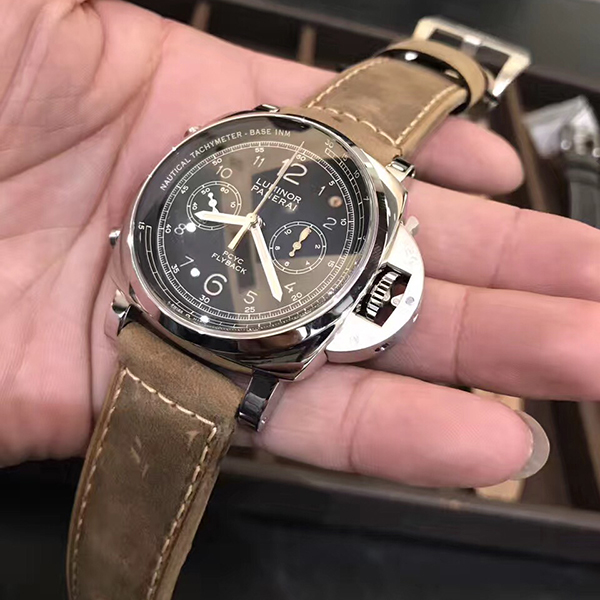 パネライスーパーコピー ルミノール1950 PCYC 3デイズ クロノフライバック アッチャイオ PAM00653
