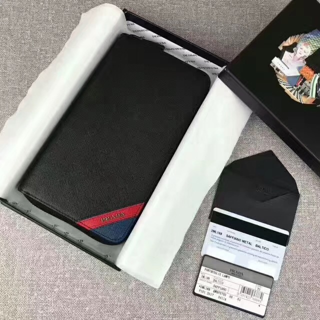 プラダ 財布コピーPRADA サフィアーノカーフ ドキュメントケース 2ML188 2EGO.F0UDN サフィアーノポルタドキュメント