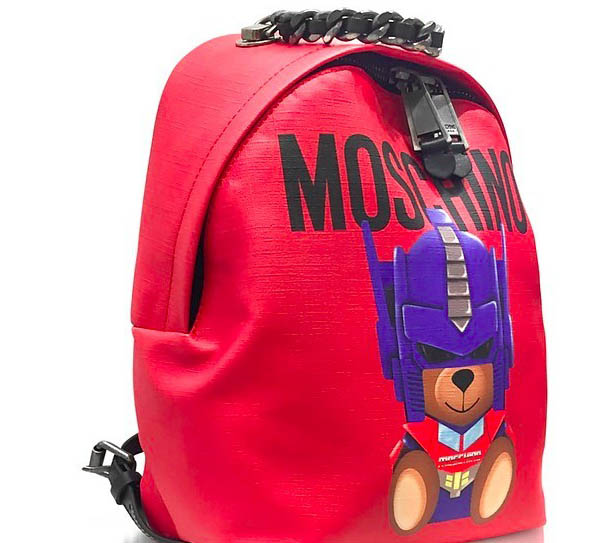 モスキーノ リュック コピー トランスフォーマーレッドプリントバックパック（ロゴ入り）