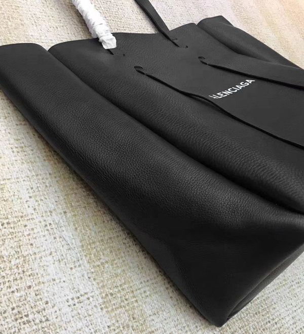 バレンシアガ トートバッグ Everyday Tote S ホワイトロゴが印象的unisex スーパーコピー