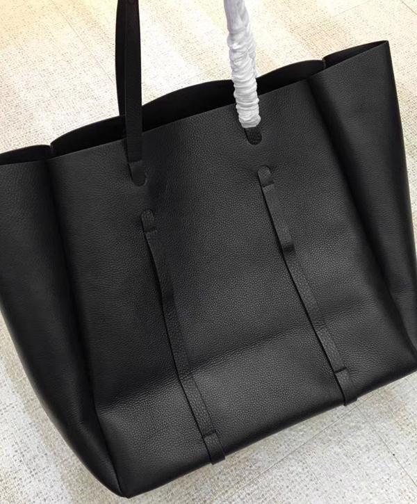 バレンシアガ トートバッグ Everyday Tote S ホワイトロゴが印象的unisex スーパーコピー