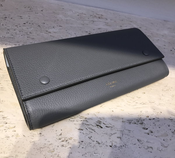 素敵カラー セリーヌ 財布コピー 101673AU8.10KL フラップ 2つ折り 長財布 Kohl
