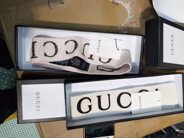 2025新作 グッチ キャップ グッチスーパーコピー ヘッドバンド Logo cotton-blend headband