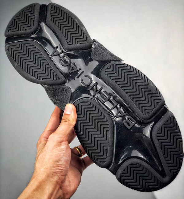 バレンシアガ スニーカー コピー TRIPLE S トリプルSトレーナー スニーカー トリプルソール