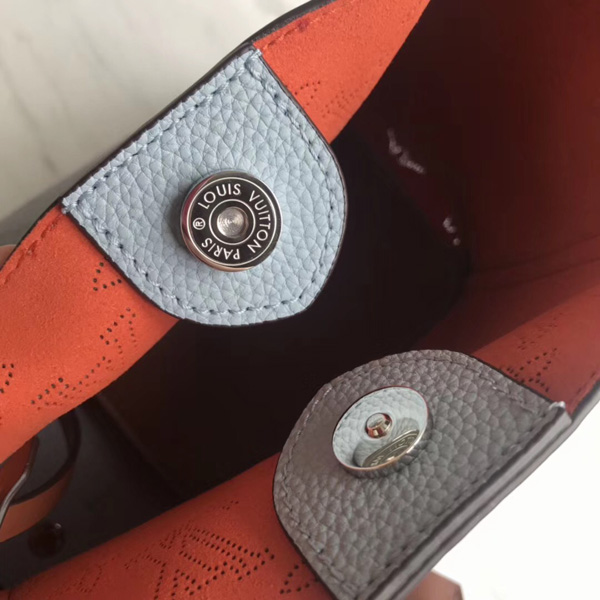 ルイヴィトン トートバック ヒナ PM M52975 上質なカーフレザーでトリミングした