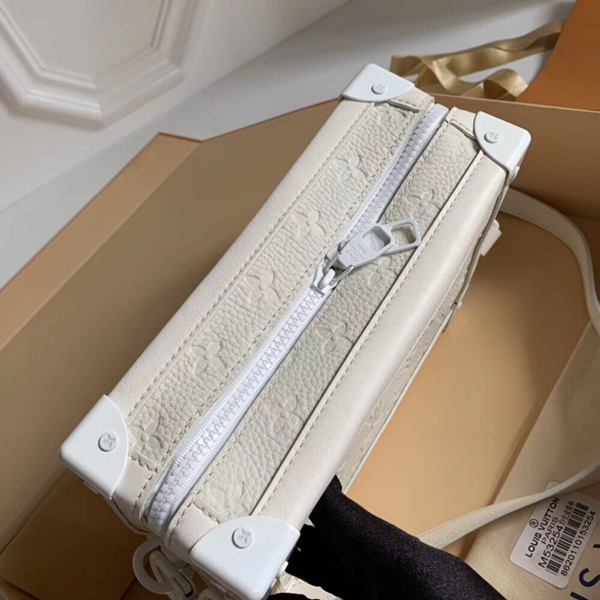 ルイヴィトン VIRGIL ABLOH ヴァージルアブロー M53254 SOFT TRUNK モノグラム ショルダー バッグ 白