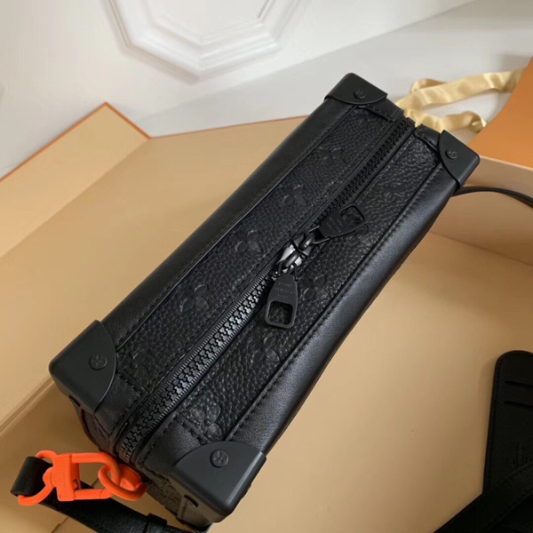 ルイヴィトン VIRGIL ABLOH ソフトトランク ショルダーバックM53288