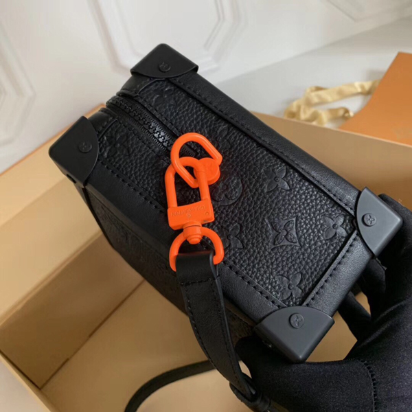 ルイヴィトン VIRGIL ABLOH ソフトトランク ショルダーバックM53288
