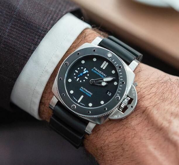 2019 パネライ コピー サブマーシブル 42MM PAM00683